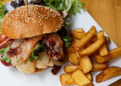 cafe-noir-galerie-plat-burger